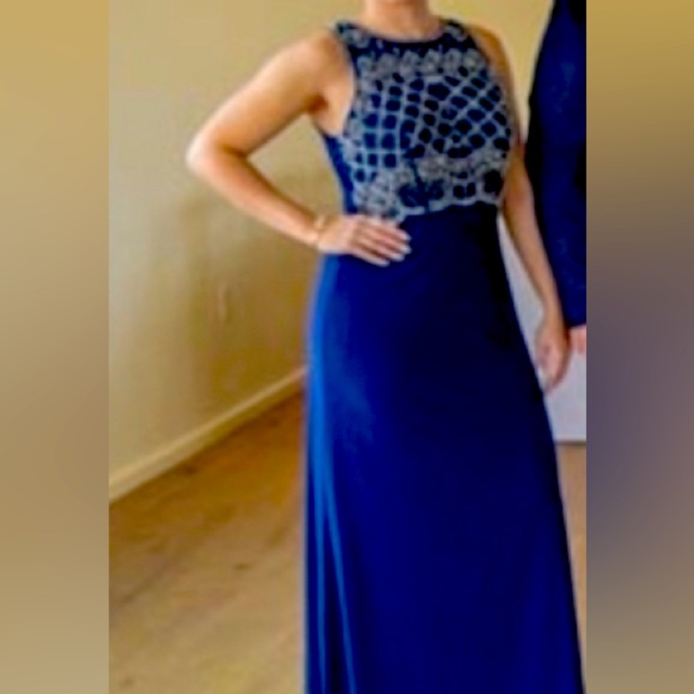 Beautiful bridesmaid dress!
